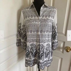 Embroidered Black and White Eyelet Buttondown Shirt Size 4-6